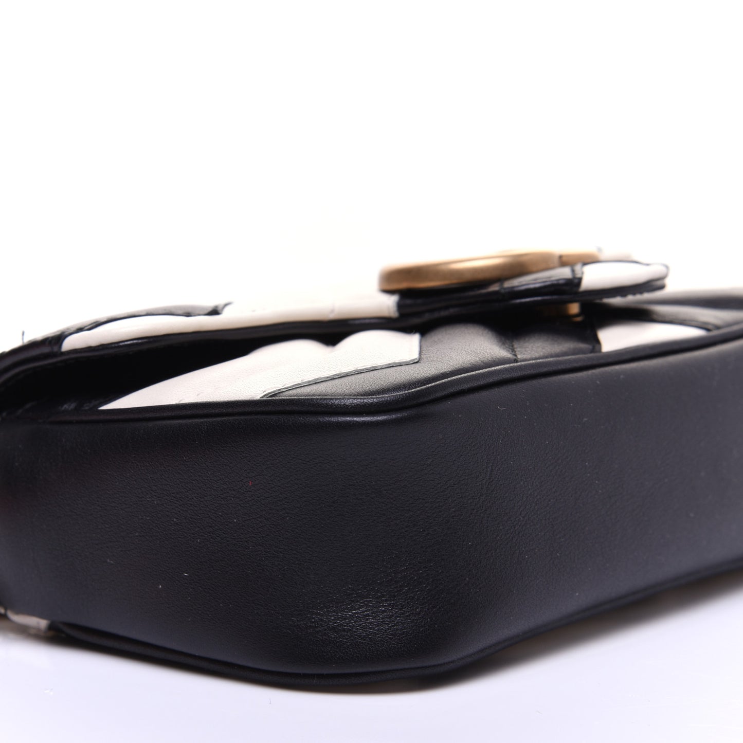 Calfskin Matelasse Super Mini GG Marmont Shoulder Bag Black White