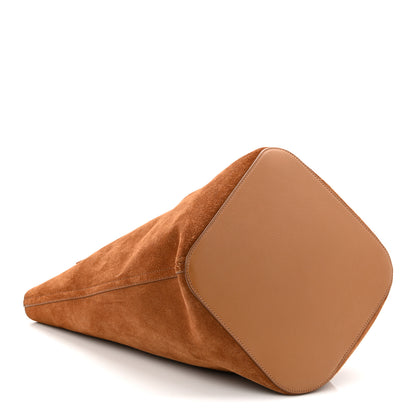 Loewe Suede Calfskin Medium Pebble Bucket Bag Tobacco 4 of 9