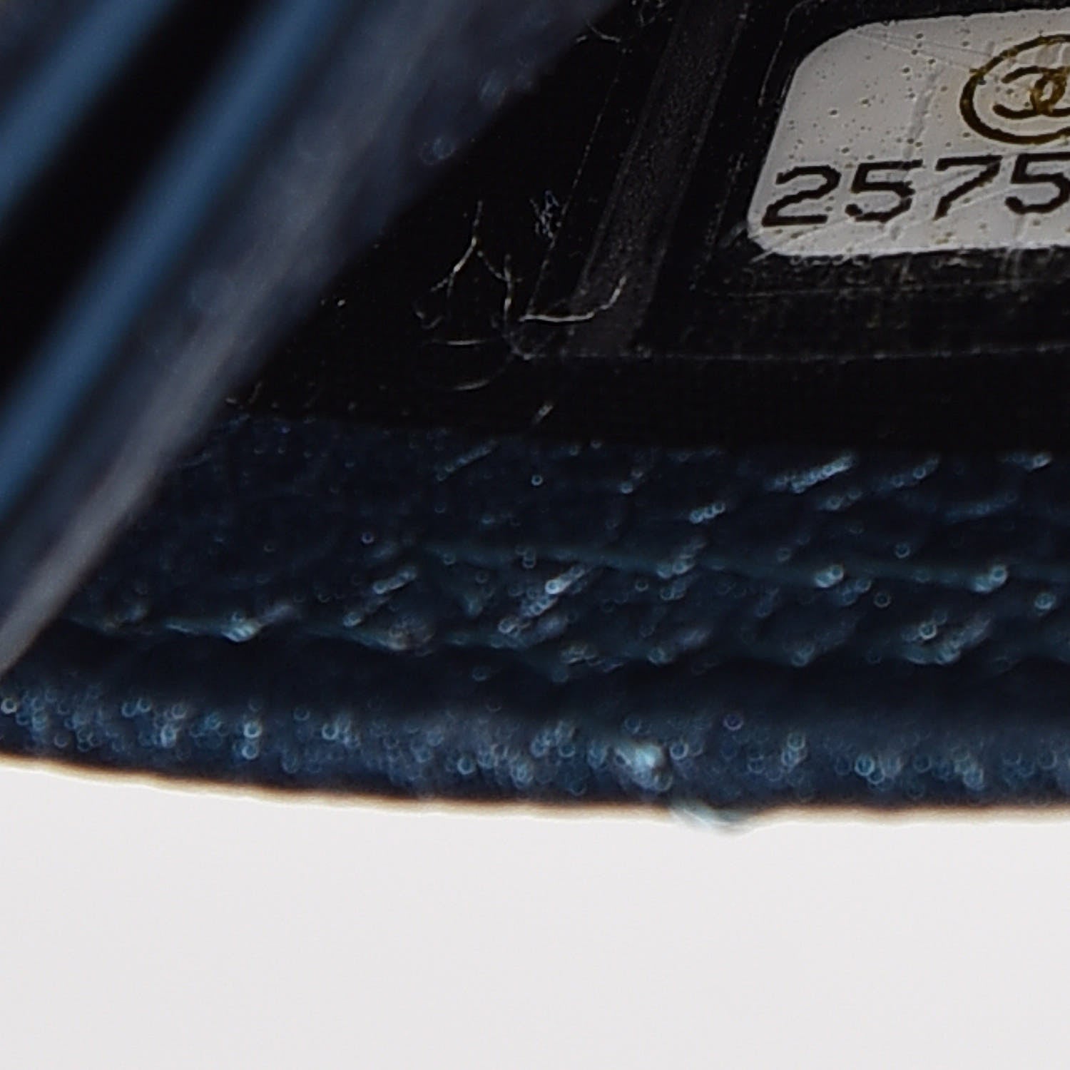 Chanel Metallic Caviar Quilted Card Holder Dark Blue 8 of 9