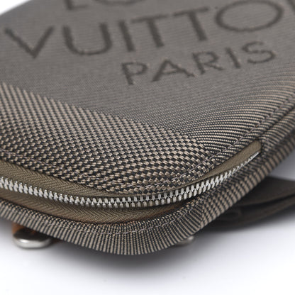 Louis Vuitton Damier Geant Mage Terre 8 of 8