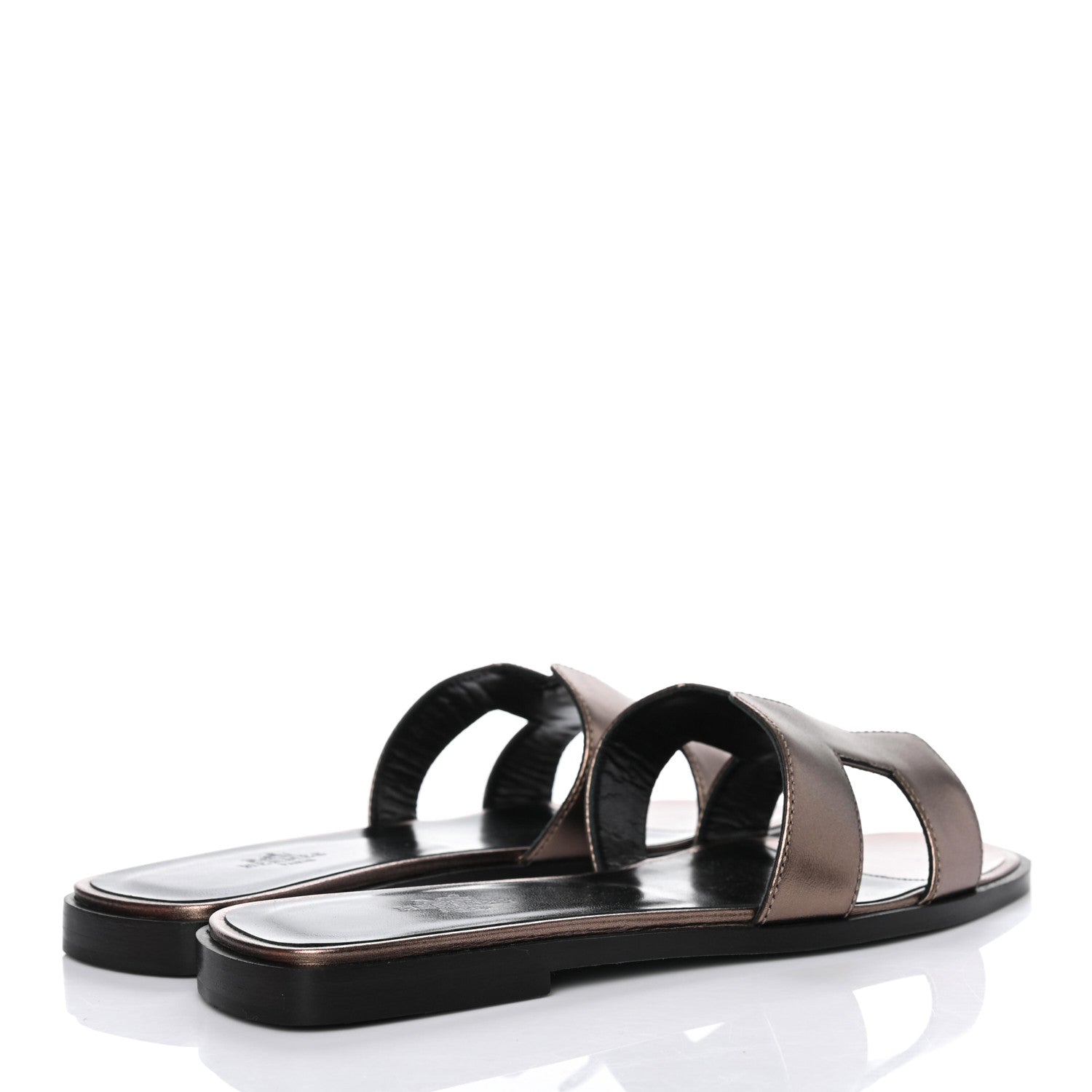 Hermes Metallic Nappa Oran Sandals 37.5 Or Vieilli 3 of 4