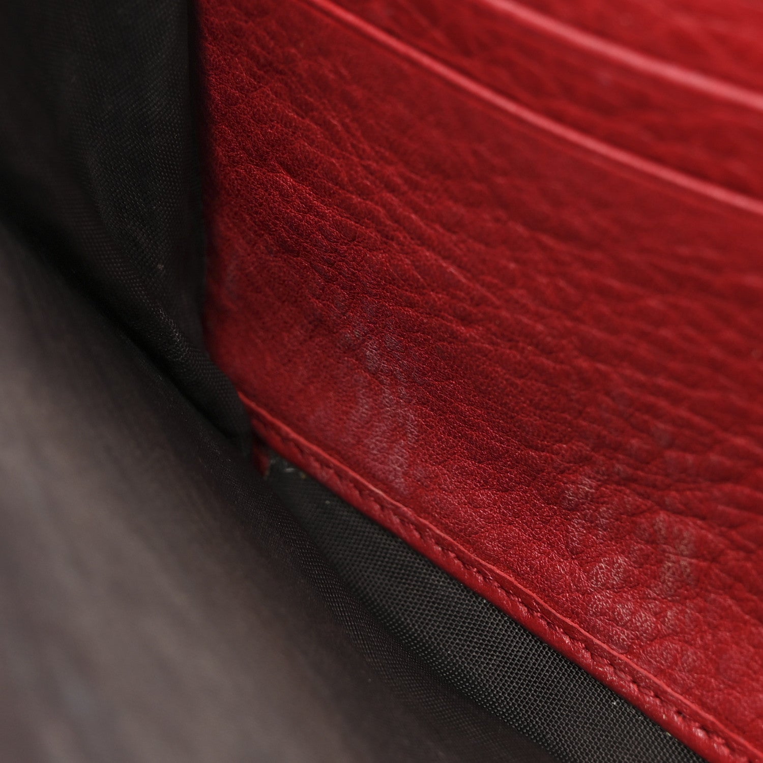 Gucci Calfskin Matelasse GG Marmont Chain Wallet Vulcanic Red 14 of 19