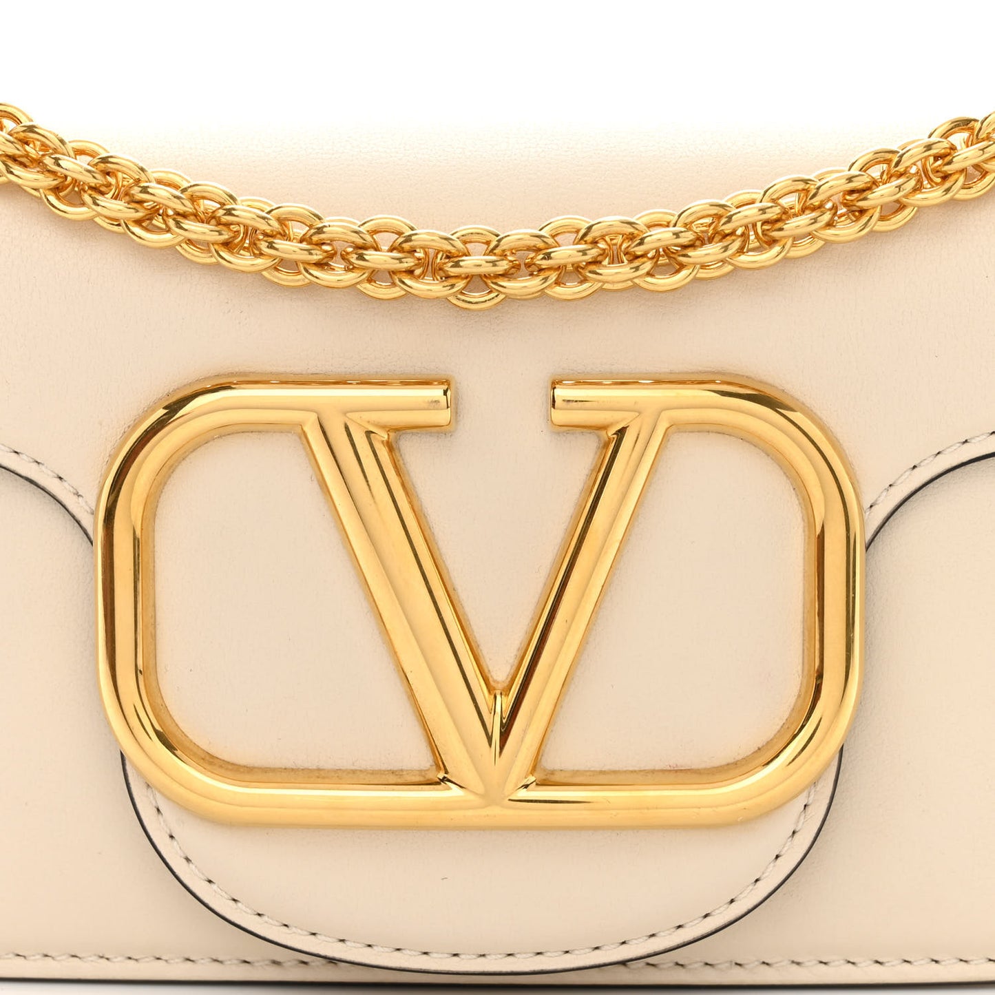Calfskin Vlogo Small Loco Shoulder Bag Light Ivory