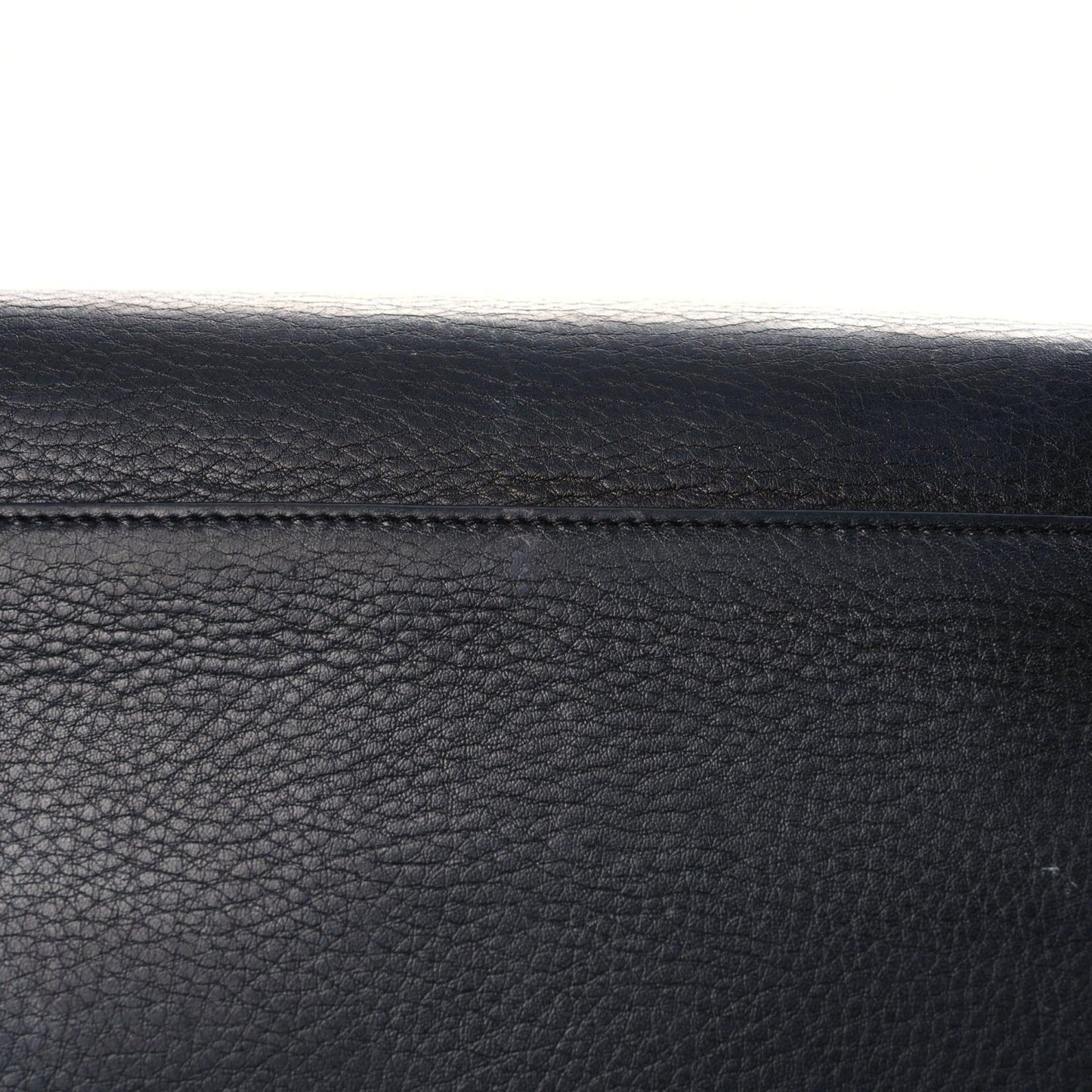 Supple Calfskin Medium Phantom Luggage Black