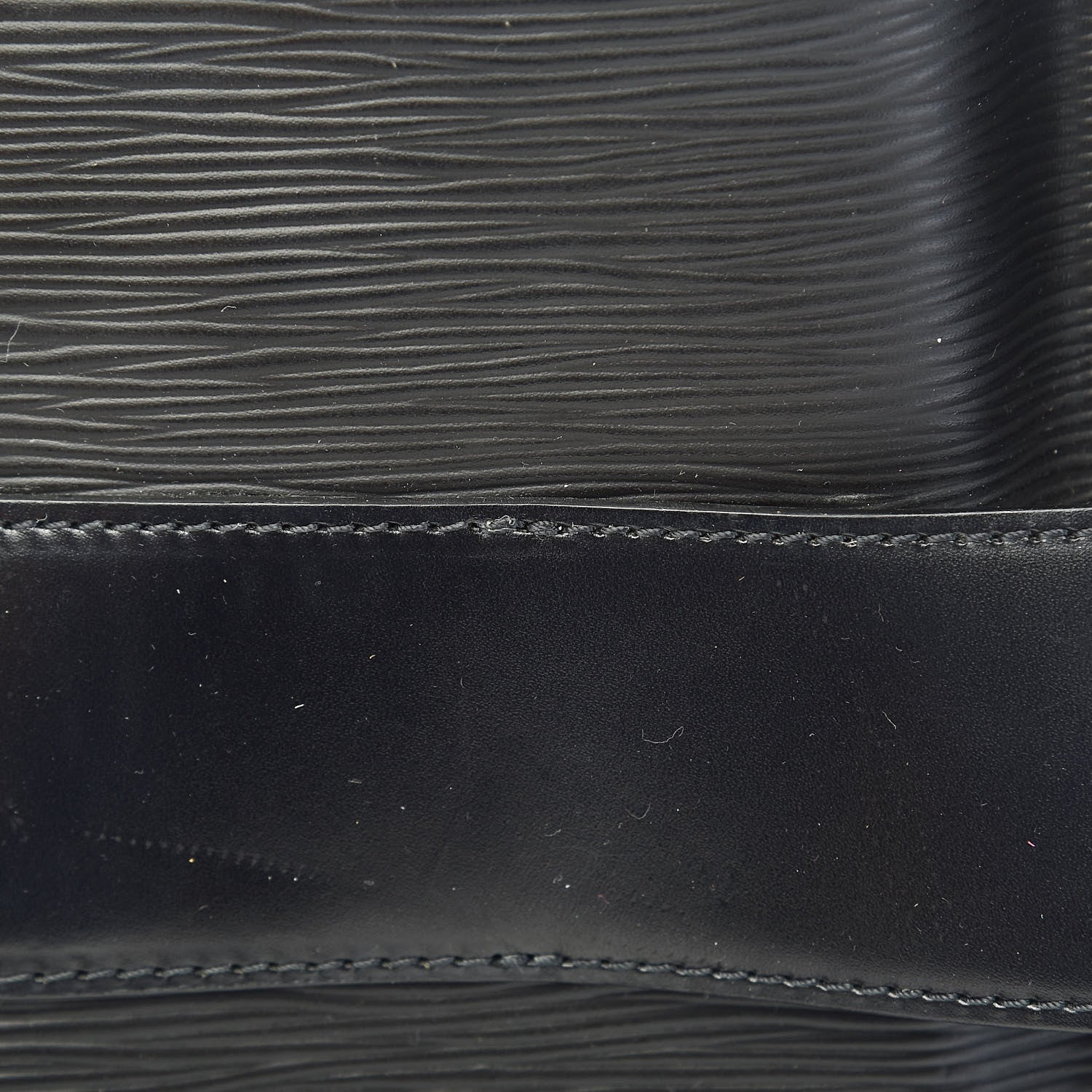 Louis Vuitton Epi Sac D'Epaule Black 8 of 11