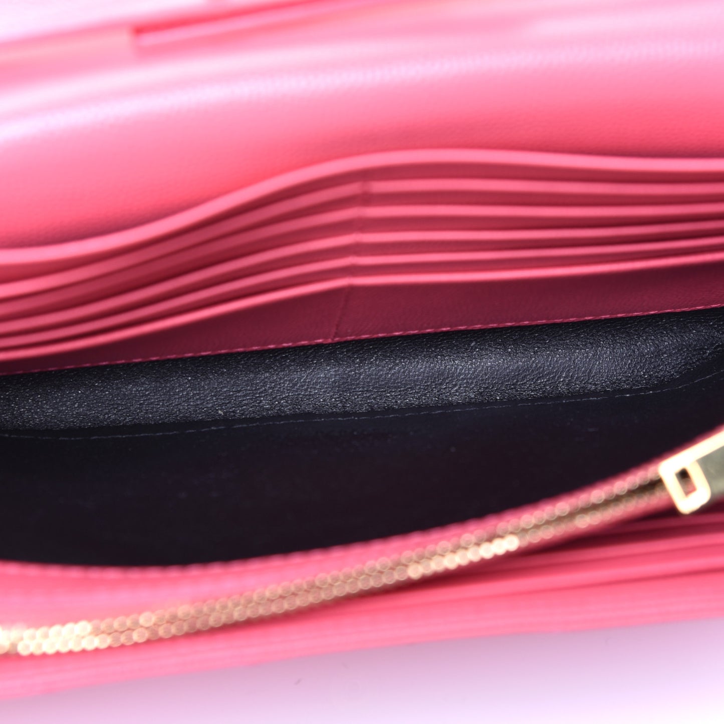 Grain De Poudre Matelasse Chevron Monogram Chain Wallet Rose Clair
