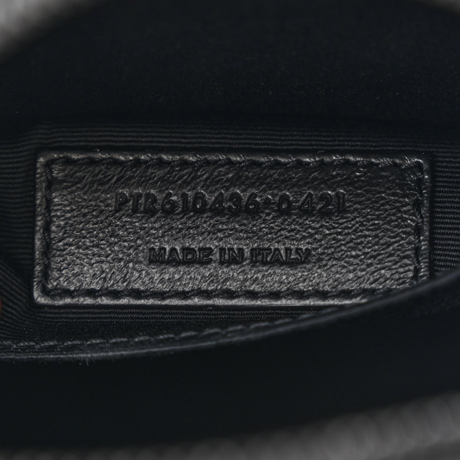 Saint Laurent Calfskin Matelasse Chevron Round Vinyle Camera Bag Black 7 of 11