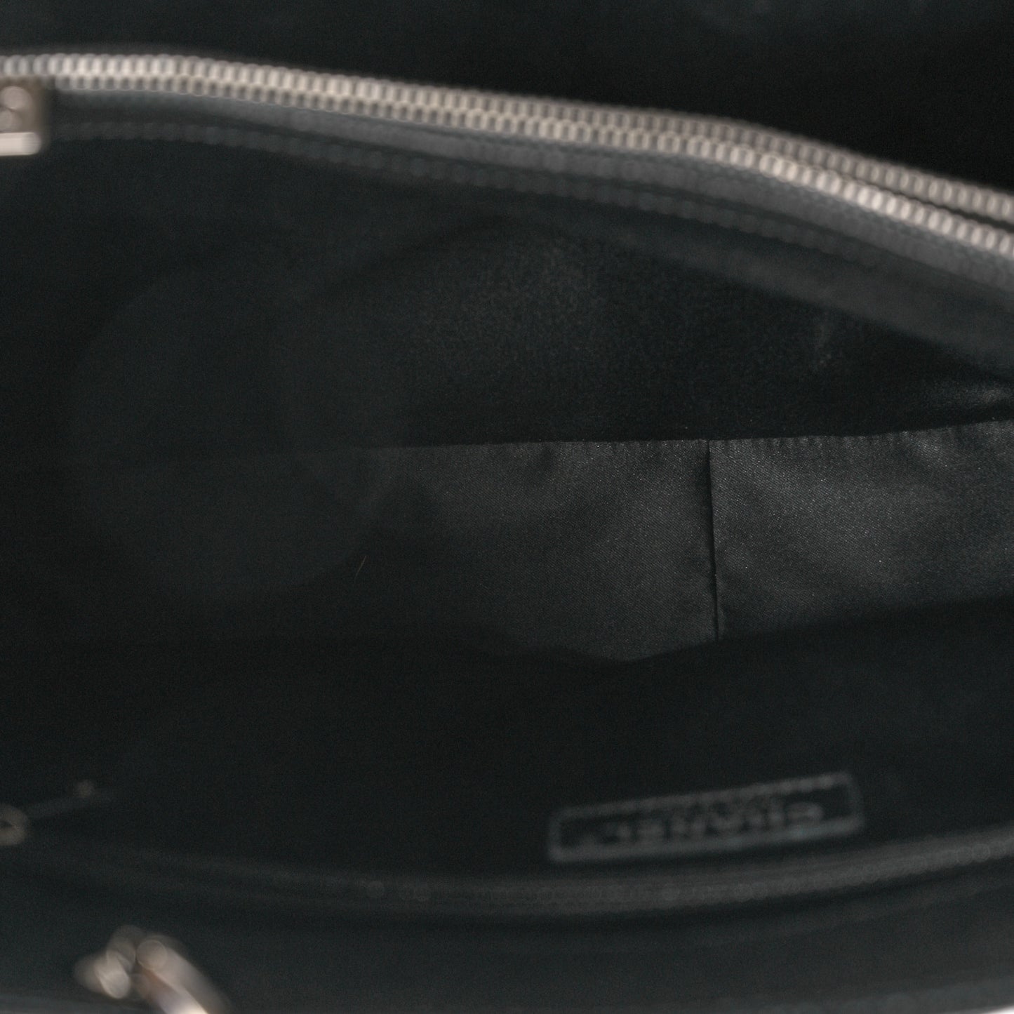 Caviar Quilted XL Grand Shopping Tote GST Black