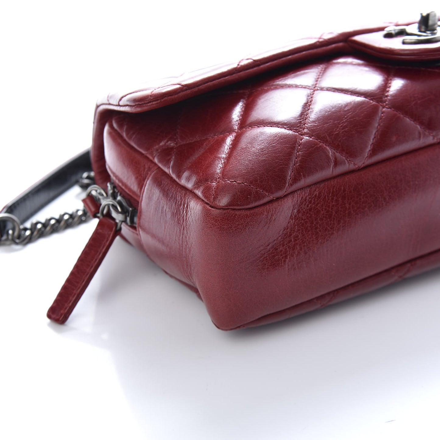 Glazed Calfskin Quilted Medium Duo Color Flap Dark Red