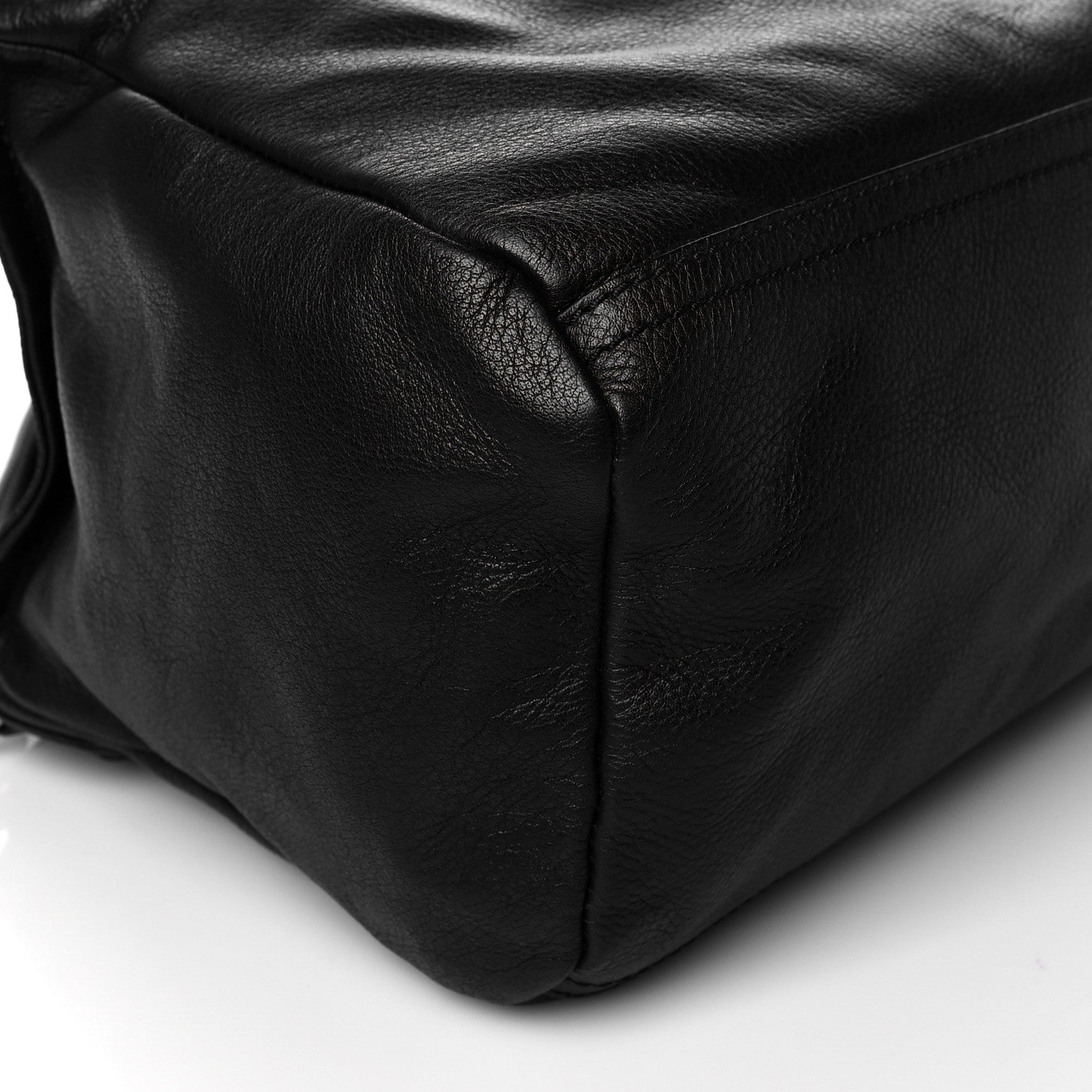 Givenchy Pebbled Calfskin Medium Pyramid Stud Pandora Black 9 of 10