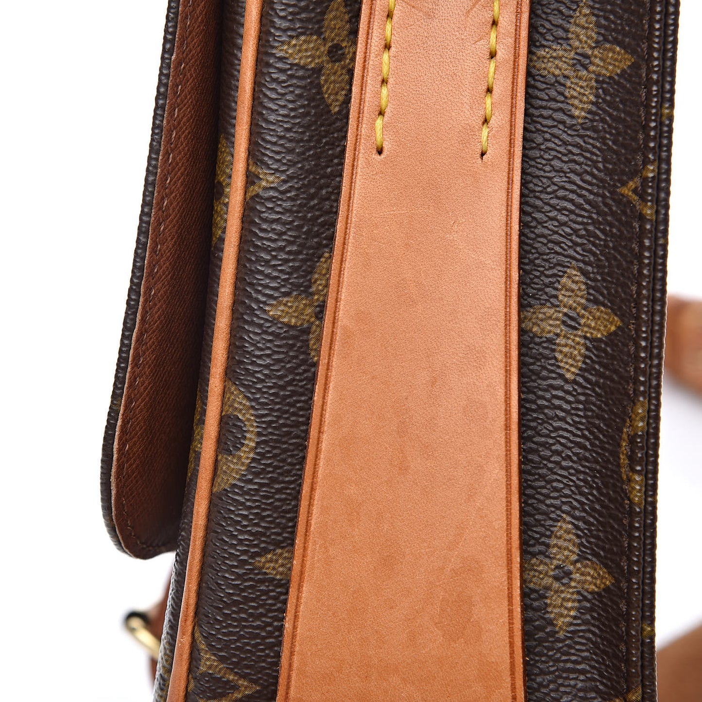 Monogram Cartouchiere 22
