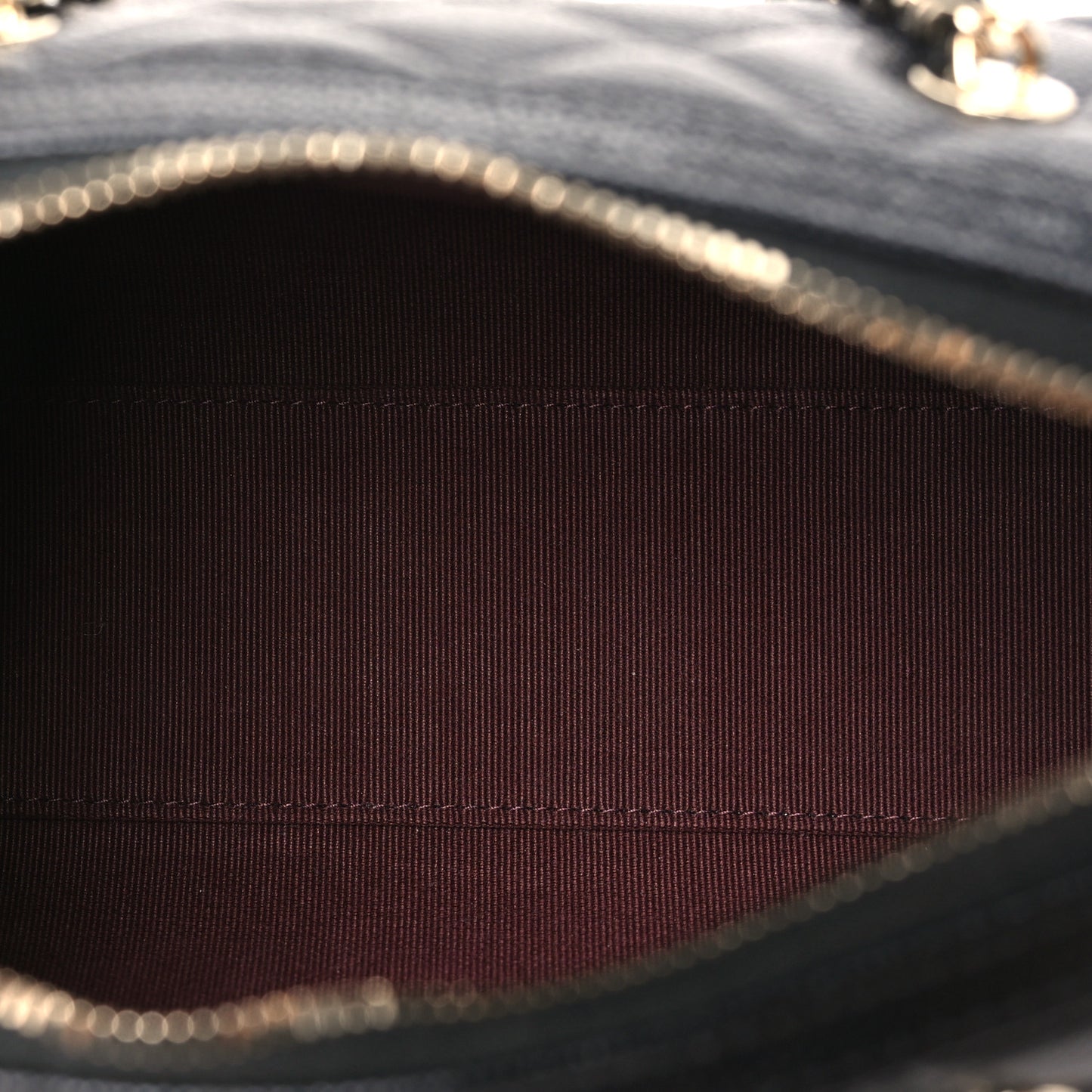 Caviar Quilted Barrel Clutch With Chain  Black