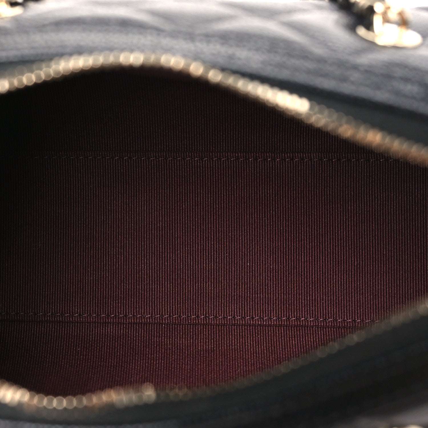 Chanel Caviar Quilted Barrel Clutch With Chain  Black 5 of 11