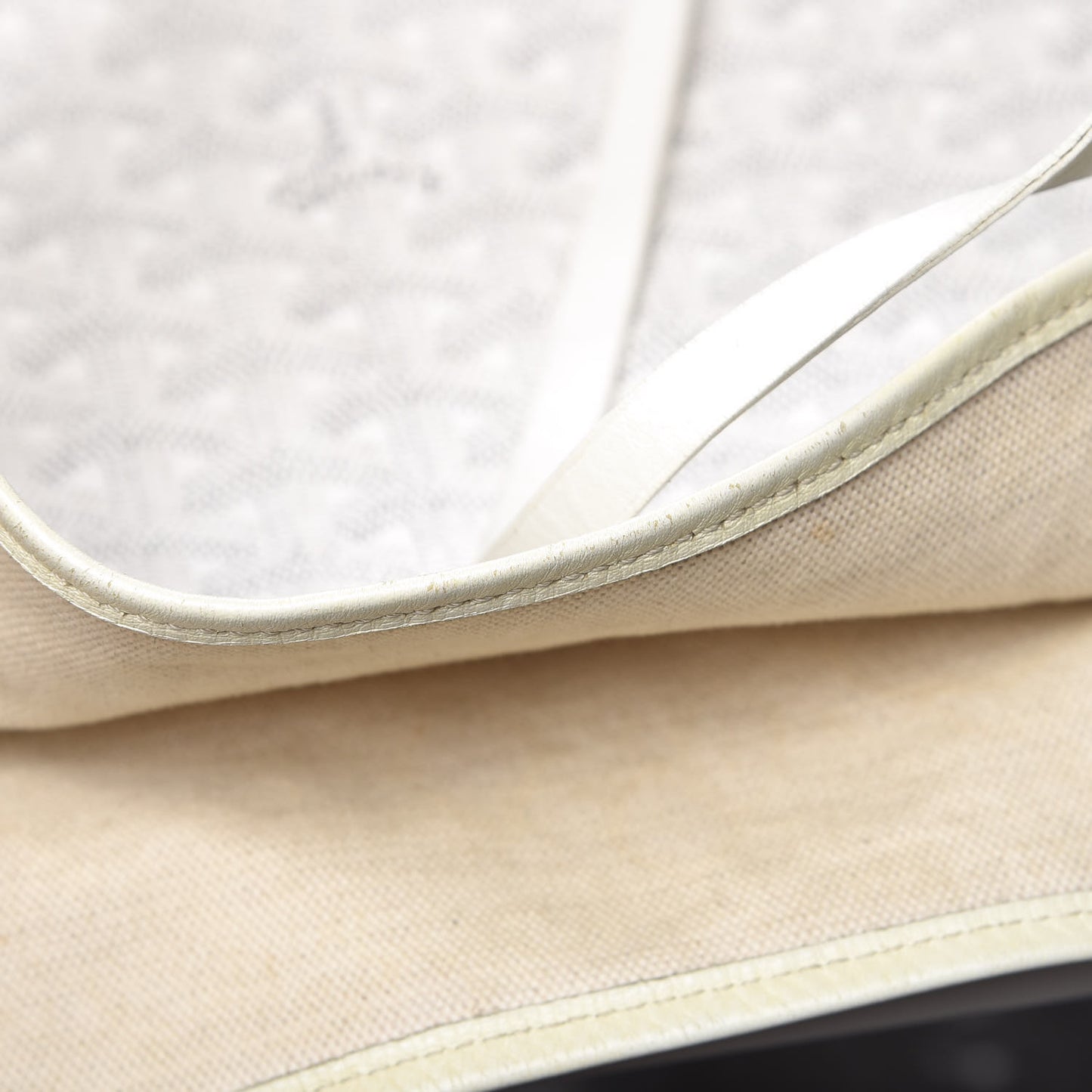 Goyardine Saint Louis GM White