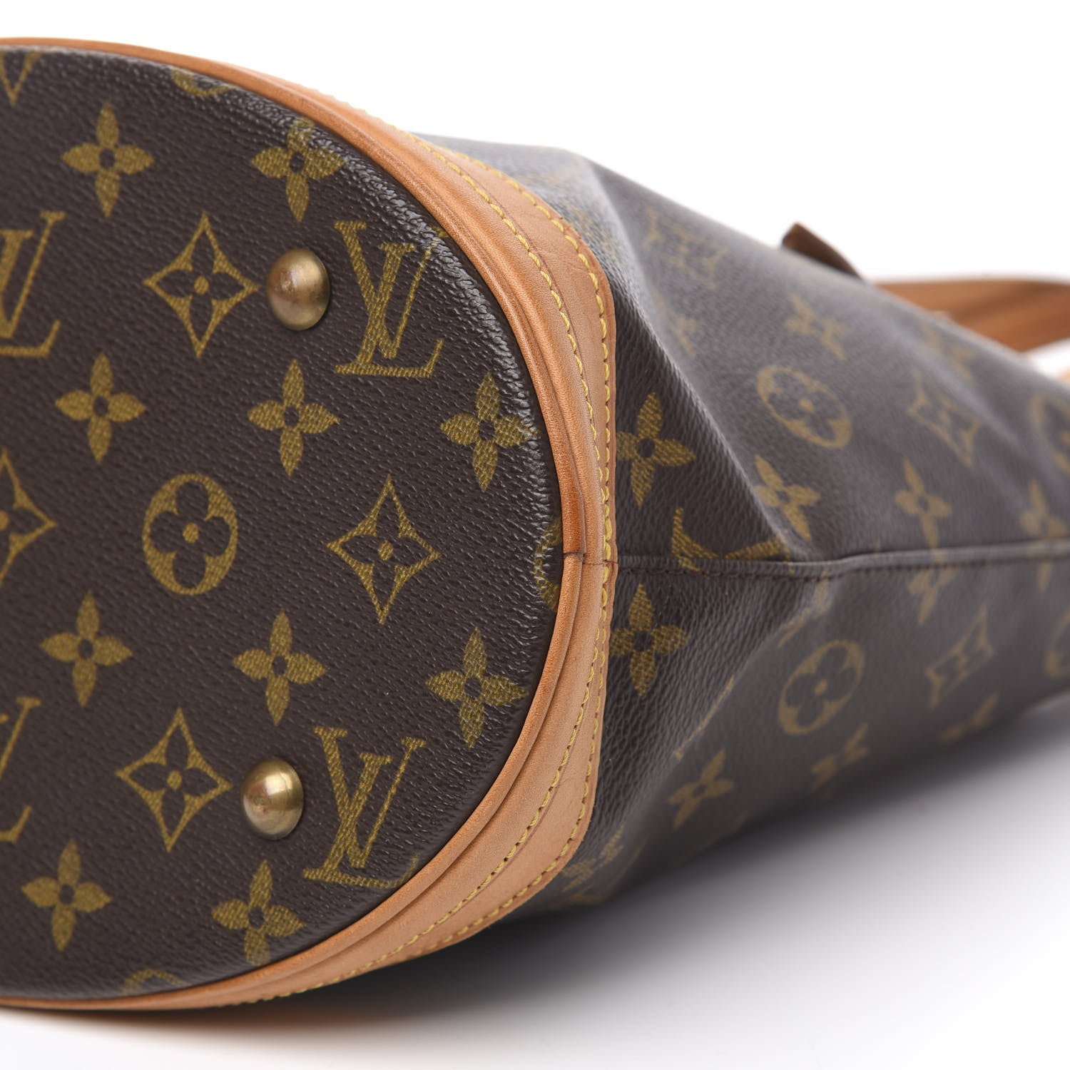 Louis Vuitton Monogram Petit Bucket 23 8 of 14