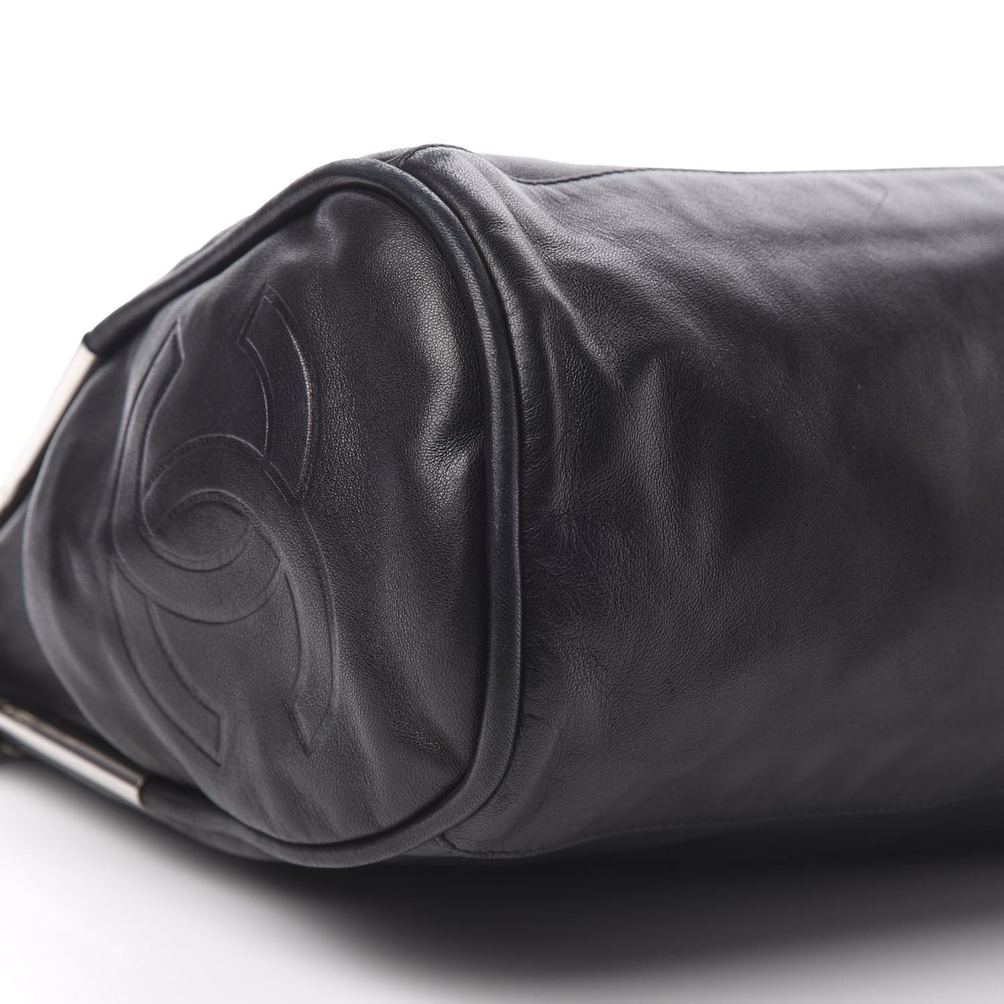 Lambskin Large Ultimate Soft Tote Black