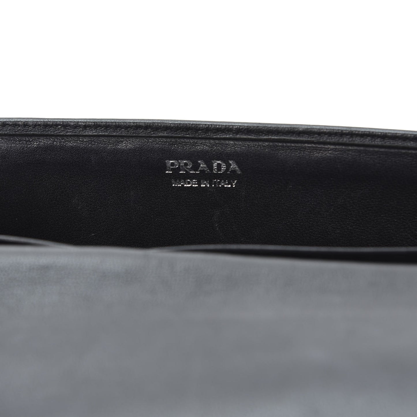 Nappa Gaufre Wallet On Chain Black