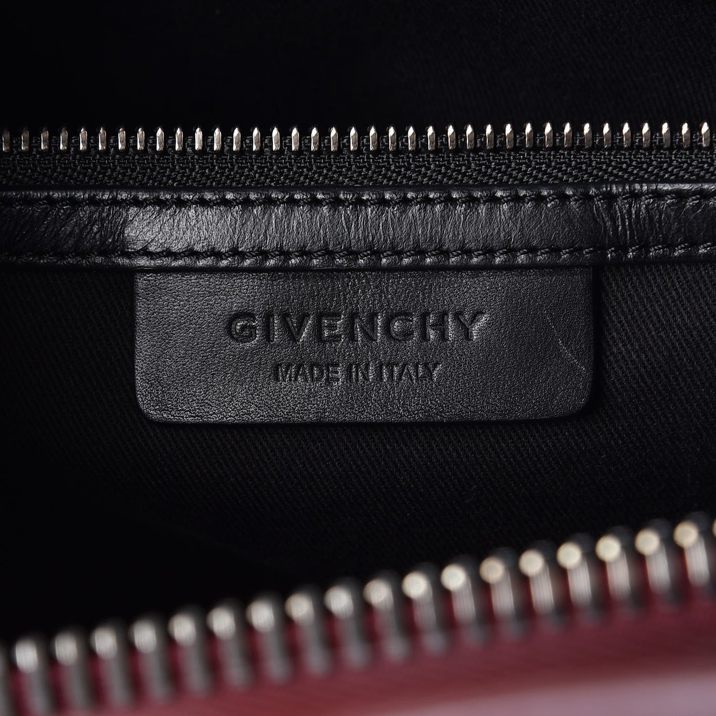 Shiny Lord Calfskin Medium Antigona Burgundy