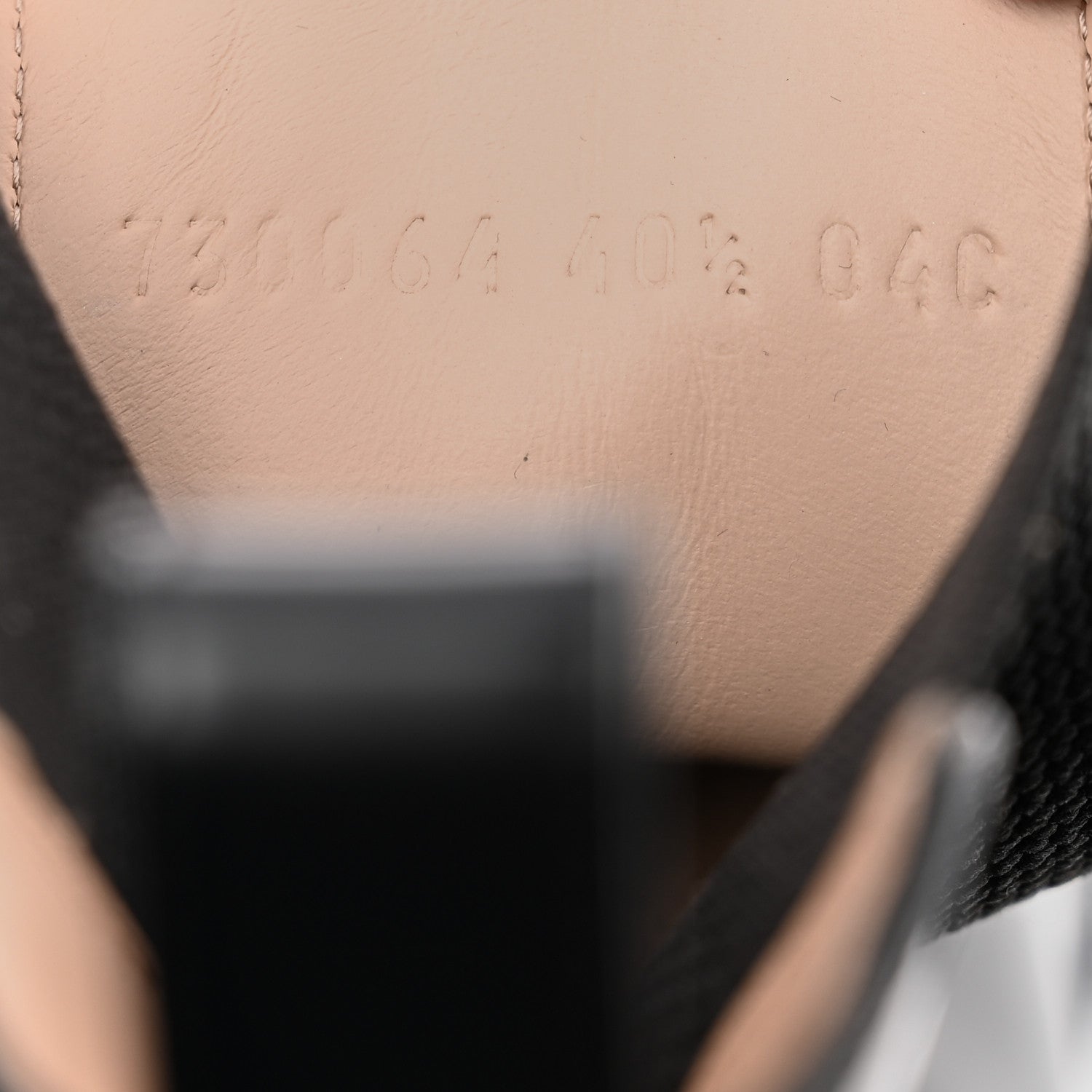 Gucci Magnum Calfskin Logo Chelsea Ankle Boots 40.5 Black 7 of 9
