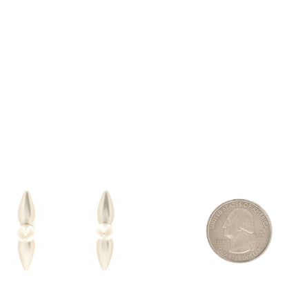 Louis Vuitton Pearl Louisette Earrings Gold 2 of 4