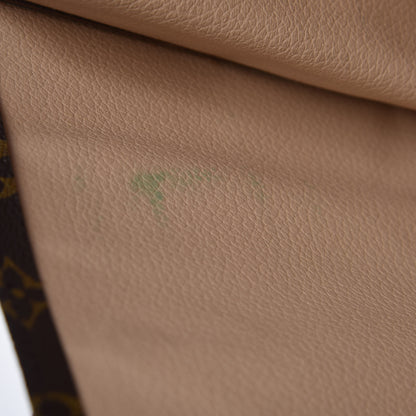 Louis Vuitton Monogram Sac Plat 14 of 18