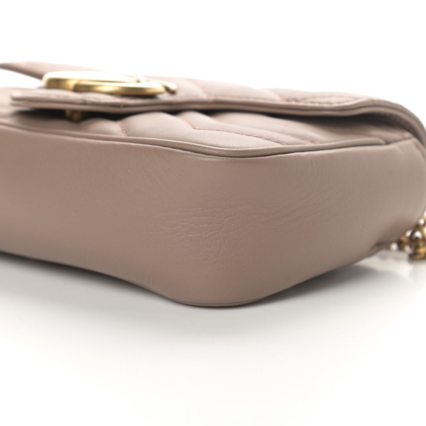 Calfskin Matelasse Super Mini GG Marmont Shoulder Bag Porcelain Rose