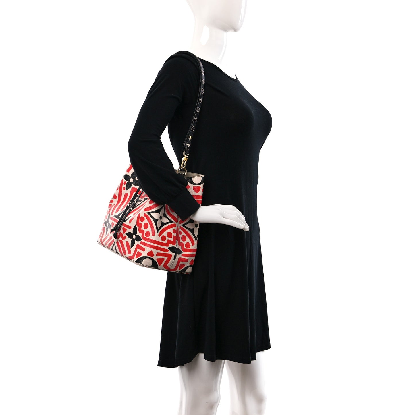 Monogram Giant Crafty NeoNoe MM Creme Rouge Black