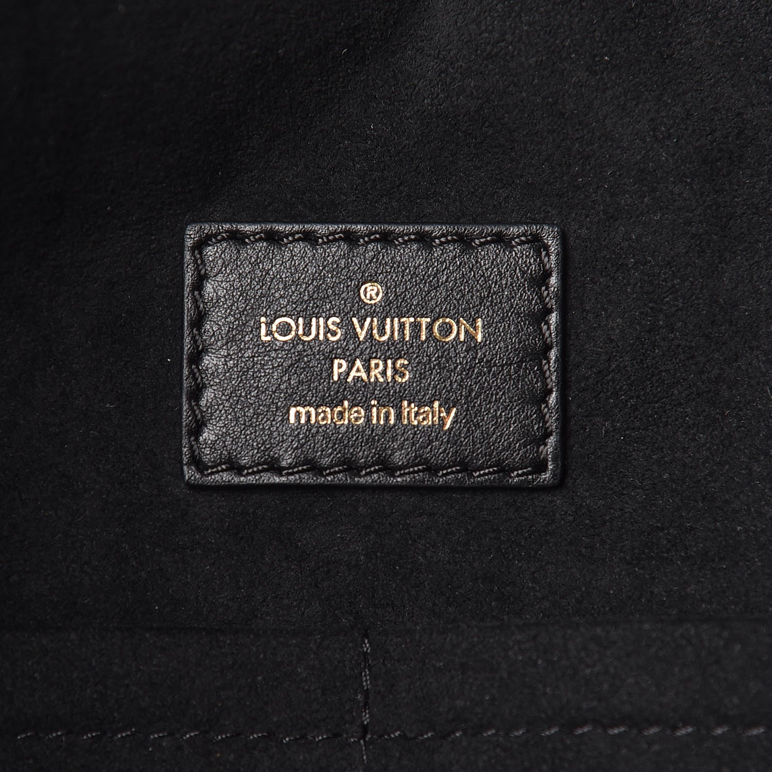 Louis Vuitton Reverse Monogram Triangle Softy 6 of 8
