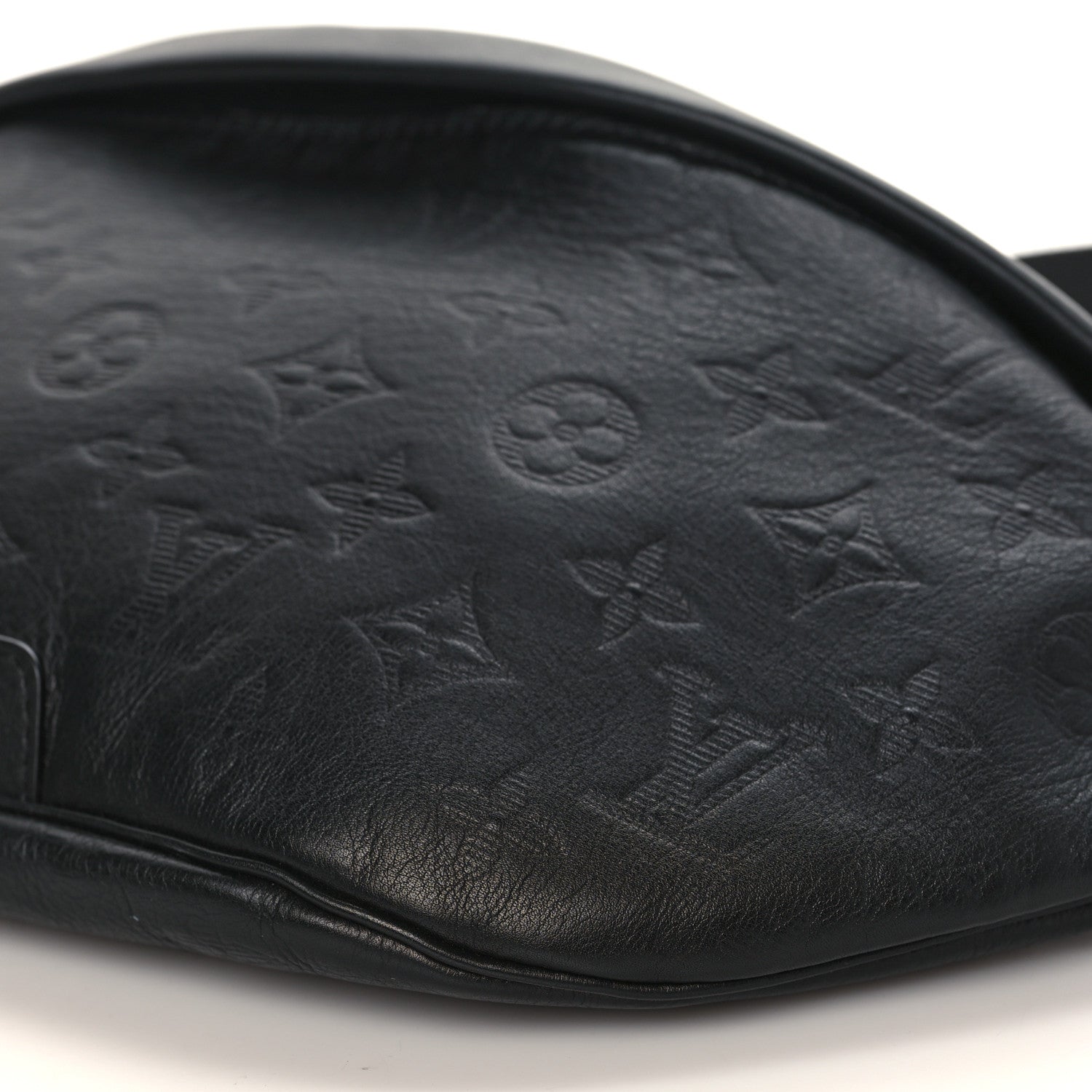 Louis Vuitton Calfskin Monogram Shadow Discovery Bumbag Black 8 of 8