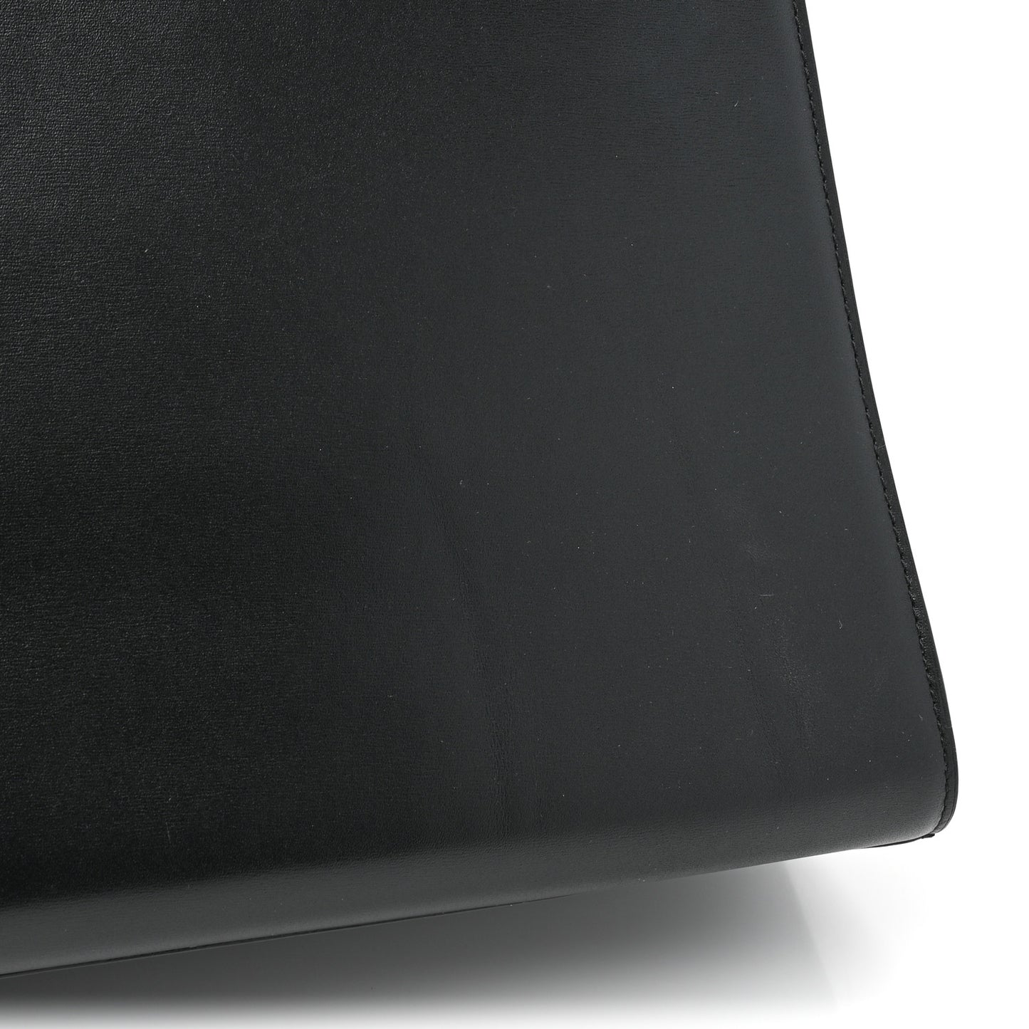 Box Calfskin MM Brillant Satchel Black