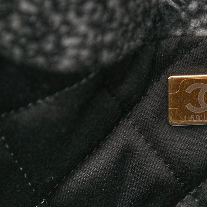 Chanel Tweed Quilted Chanel 22 Black Ecru 8 of 10
