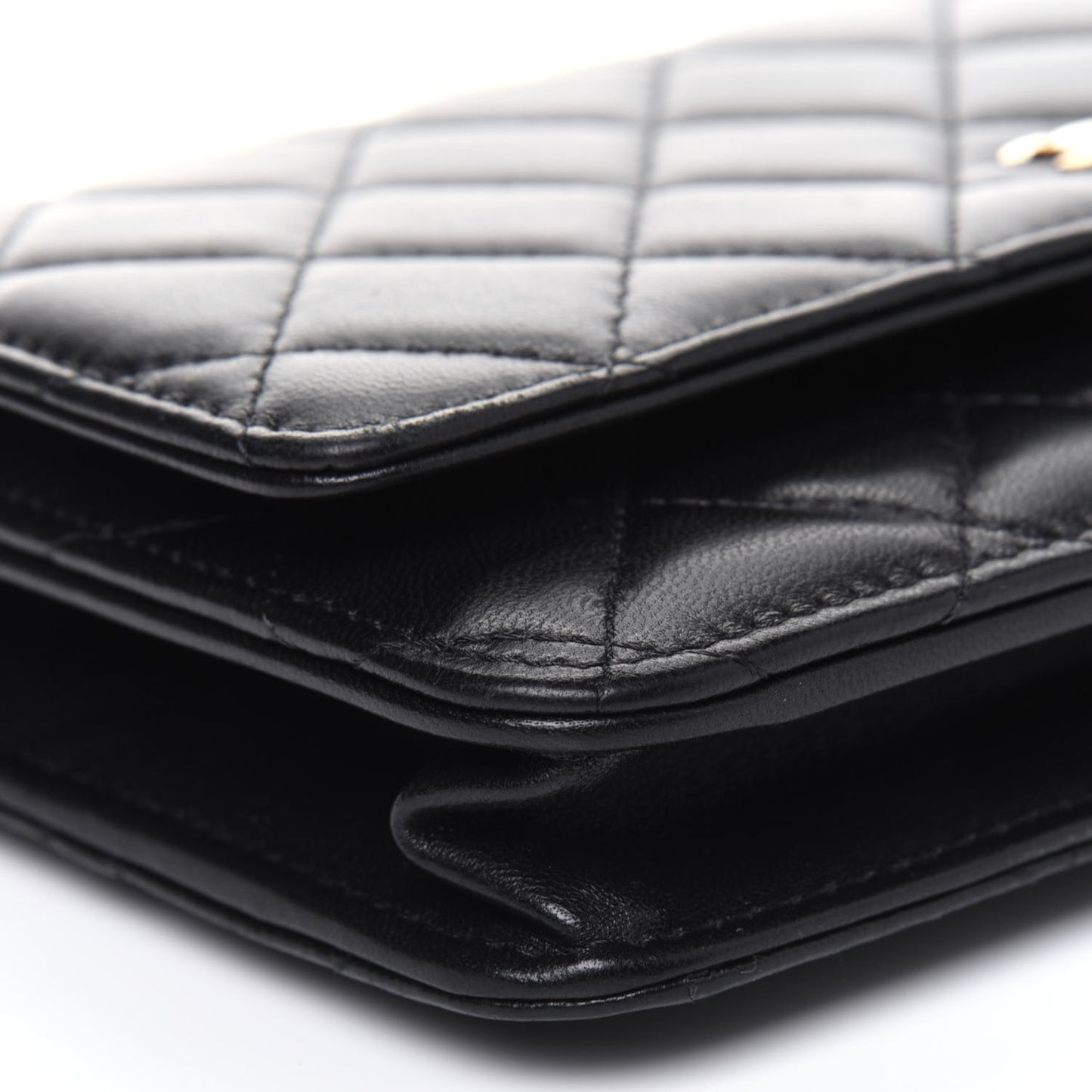 Lambskin Quilted Wallet On Chain WOC Black