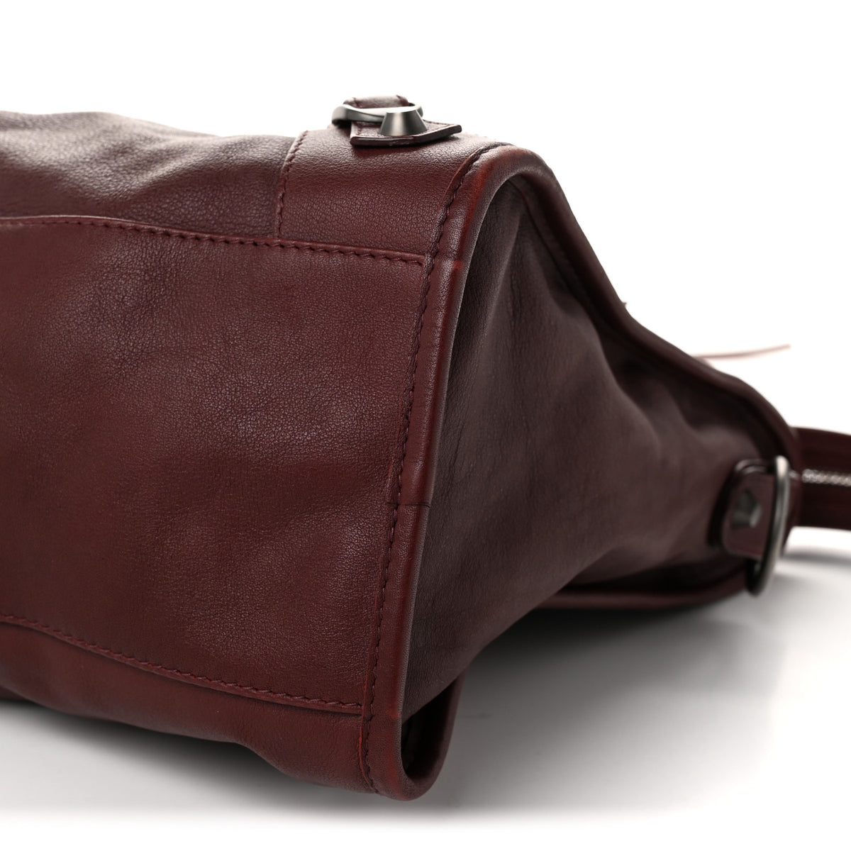 Veau Soyeux Classic Hardware City Rouge Bordeaux