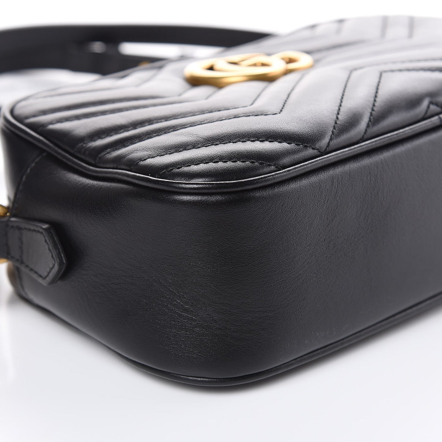 Calfskin Matelasse Small GG Marmont Chain Shoulder Bag Black