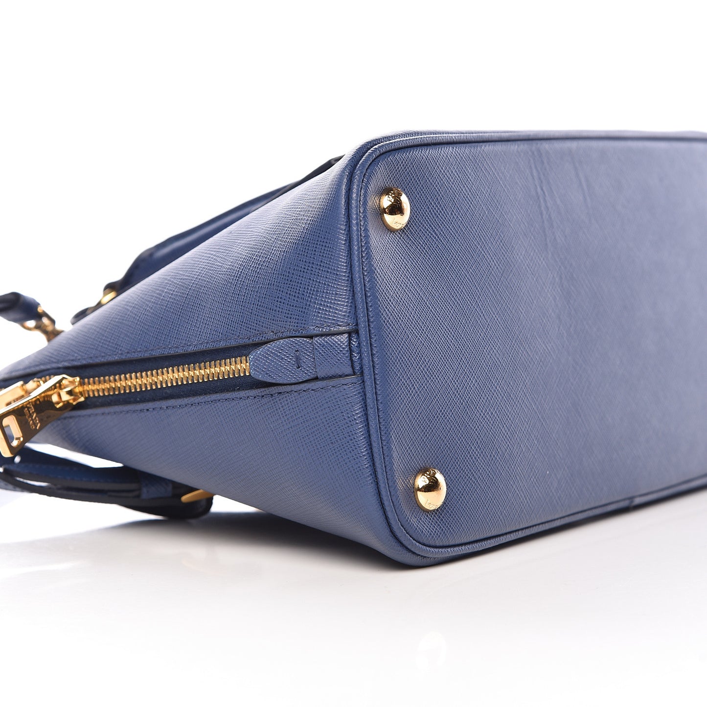 Saffiano Lux Medium Promenade Tote Bluette