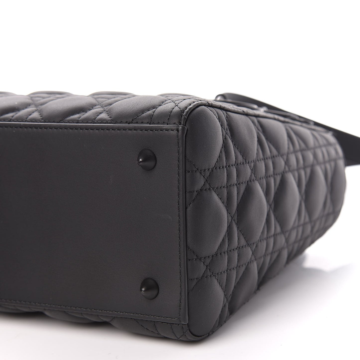 Ultra Matte Calfskin Cannage Medium Lady Dior Black