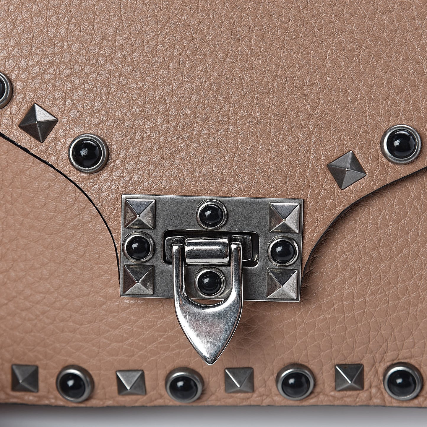 Grained Calfskin Onyx Guitar Strap Rockstud Rolling Shoulder Flap Messenger Bag Soft Noisette
