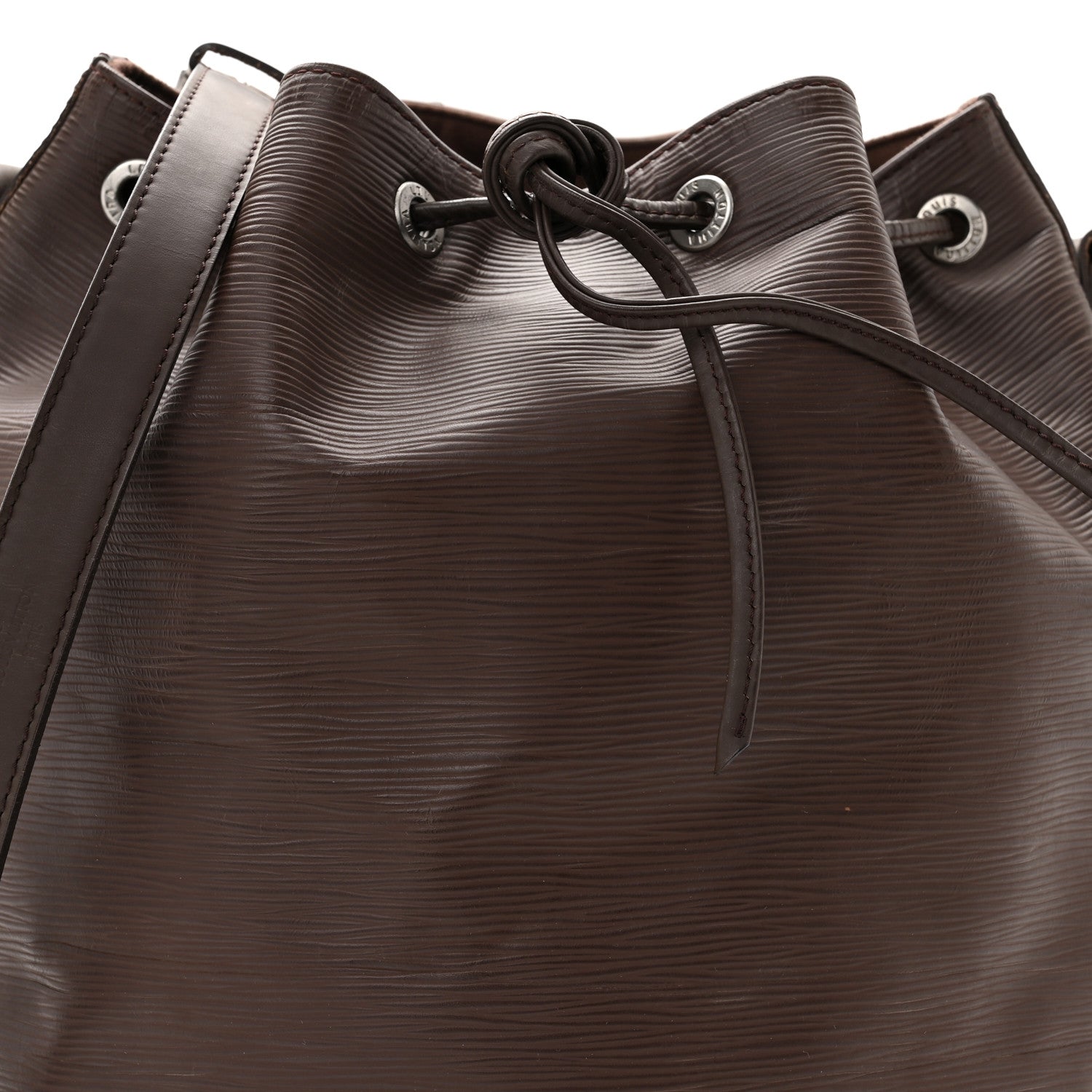 Louis Vuitton Epi Noe Moka 7 of 9