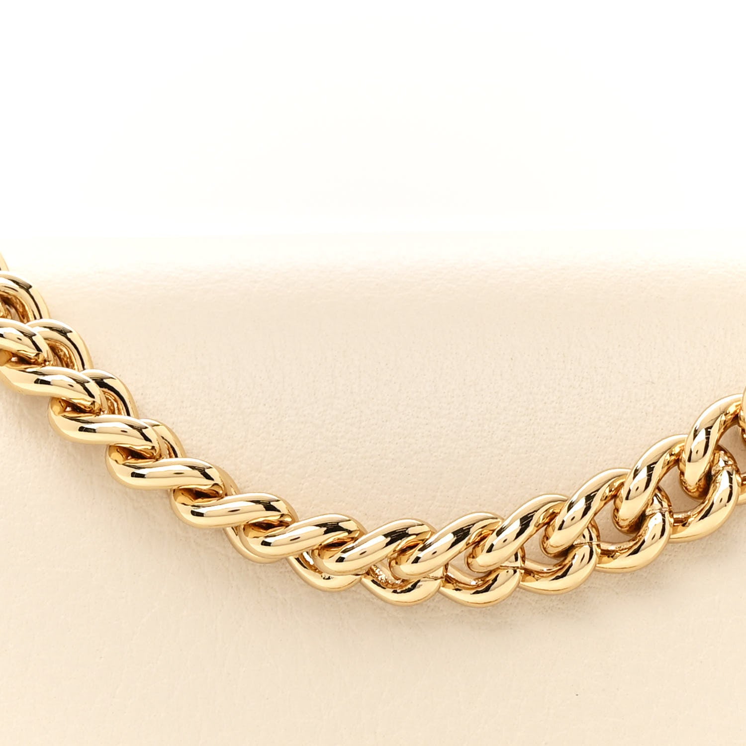 Gucci Roxy Calfskin Medium Blondie Chain Wallet Mystic White 9 of 14