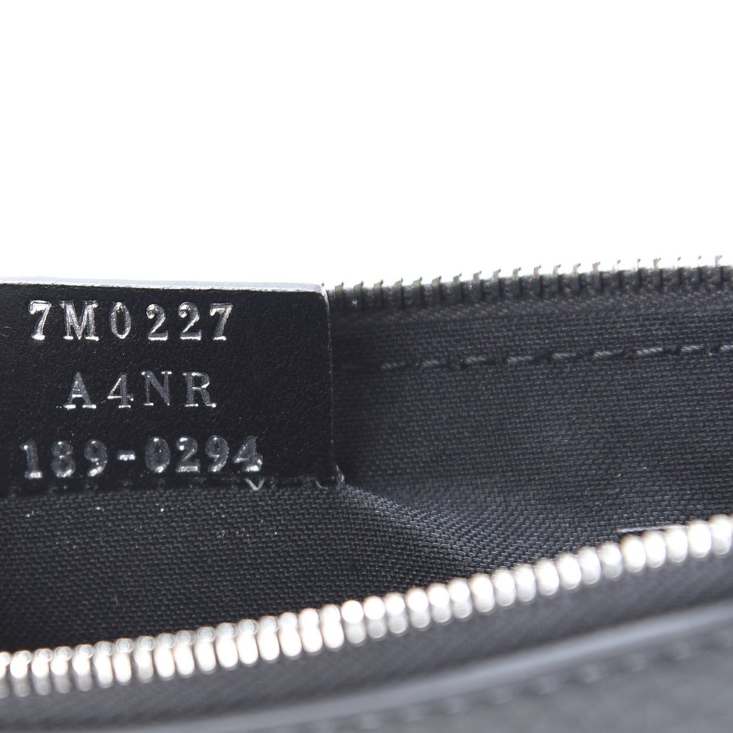 Cuoio Romano Stamp Patch Zip Card Holder Asfalto