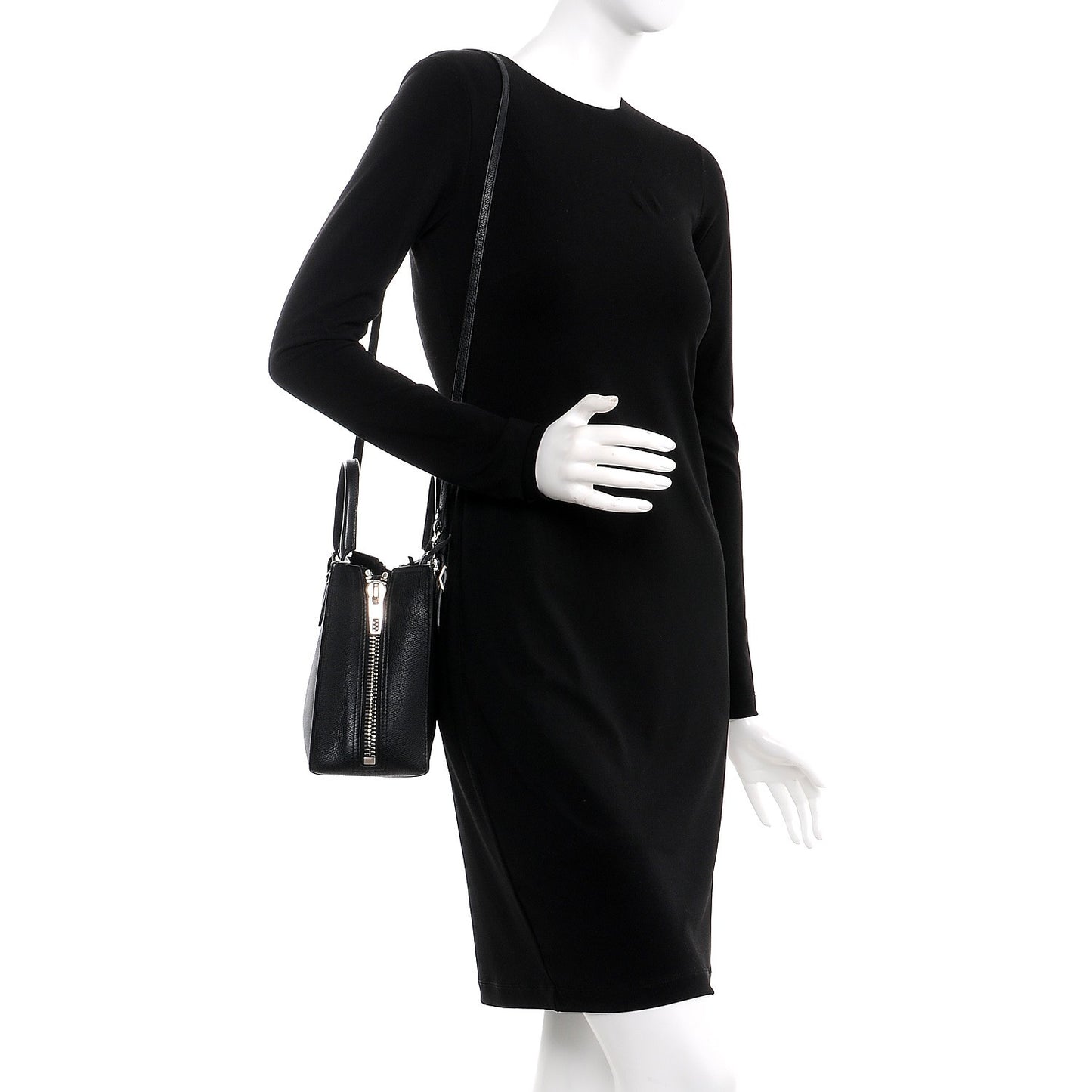 Grained Calfskin Plate Hardware Papier A6 Zip Around Tote Black