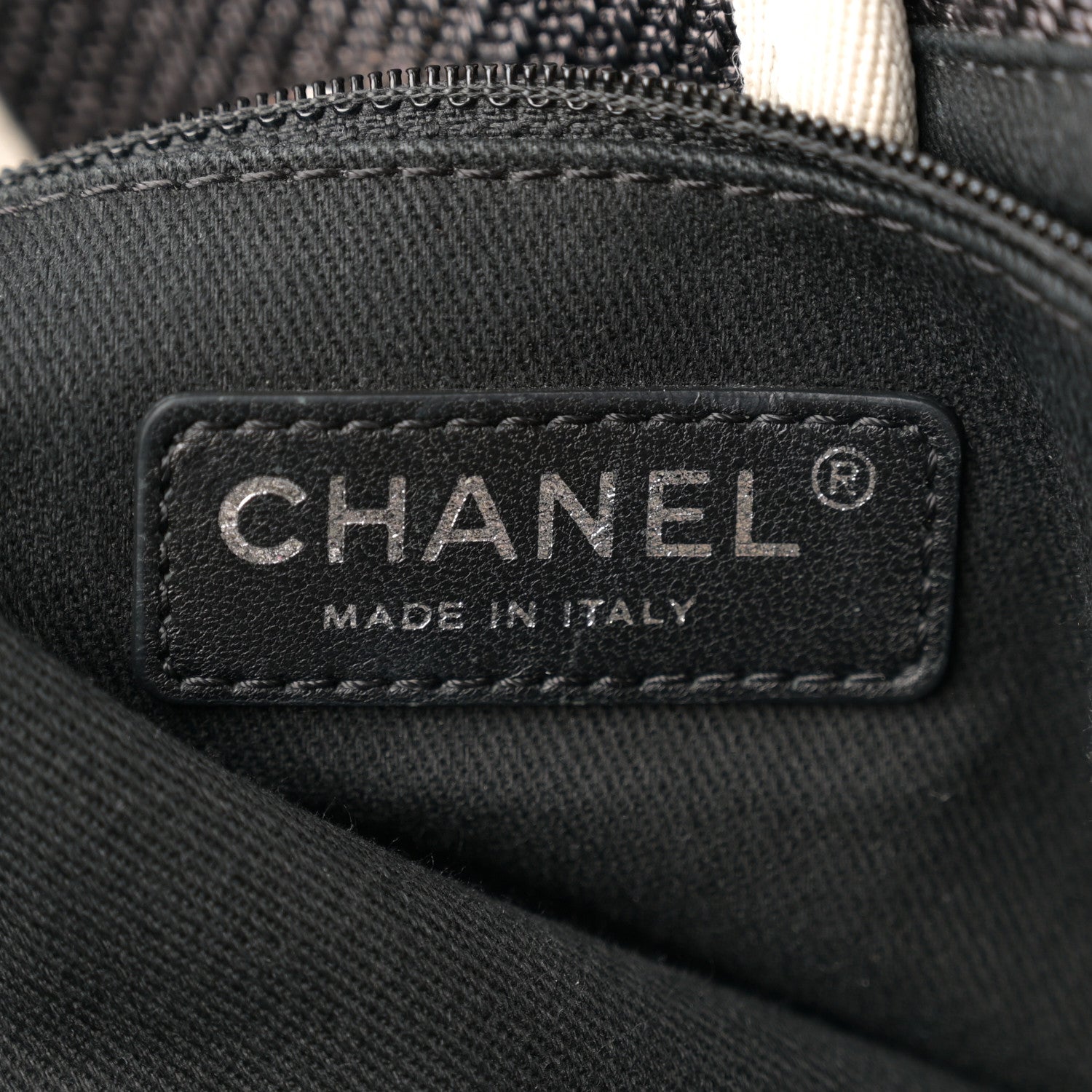 Chanel Woven Straw Raffia Medium Deauville Tote Black White 6 of 19