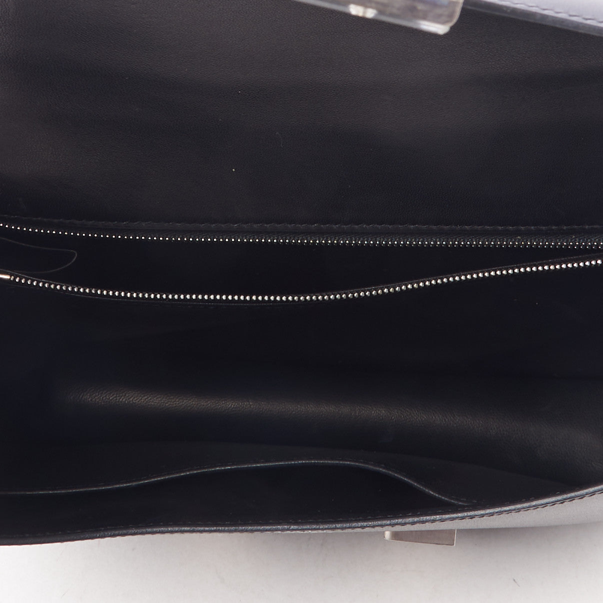 Box Constance 24 Black