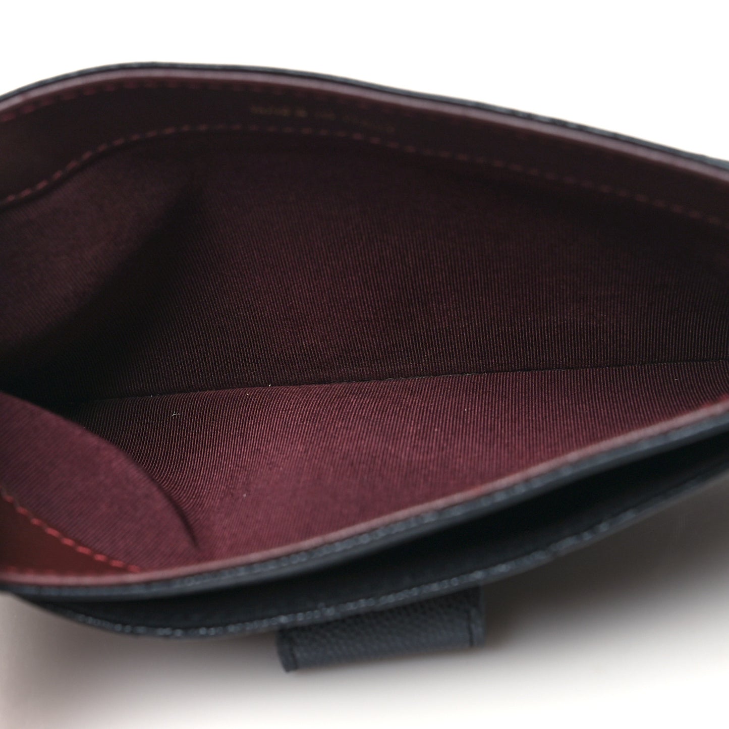 Caviar Quilted Classic Strap Pouch Black