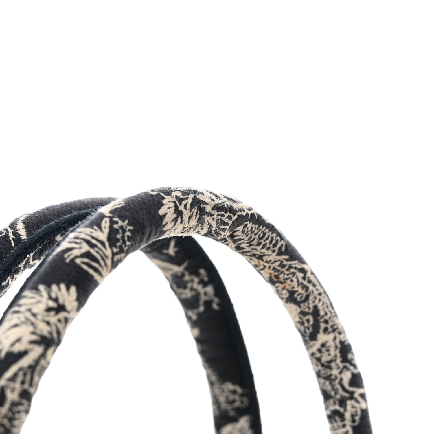 Christian Dior Canvas Embroidered Medium Dioriviera Toile De Jouy Reverse Book Tote Blue 13 of 14