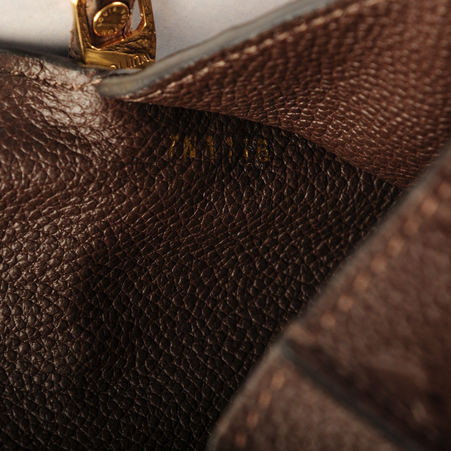 Louis Vuitton Empreinte Key Pouch Earth 7 of 7