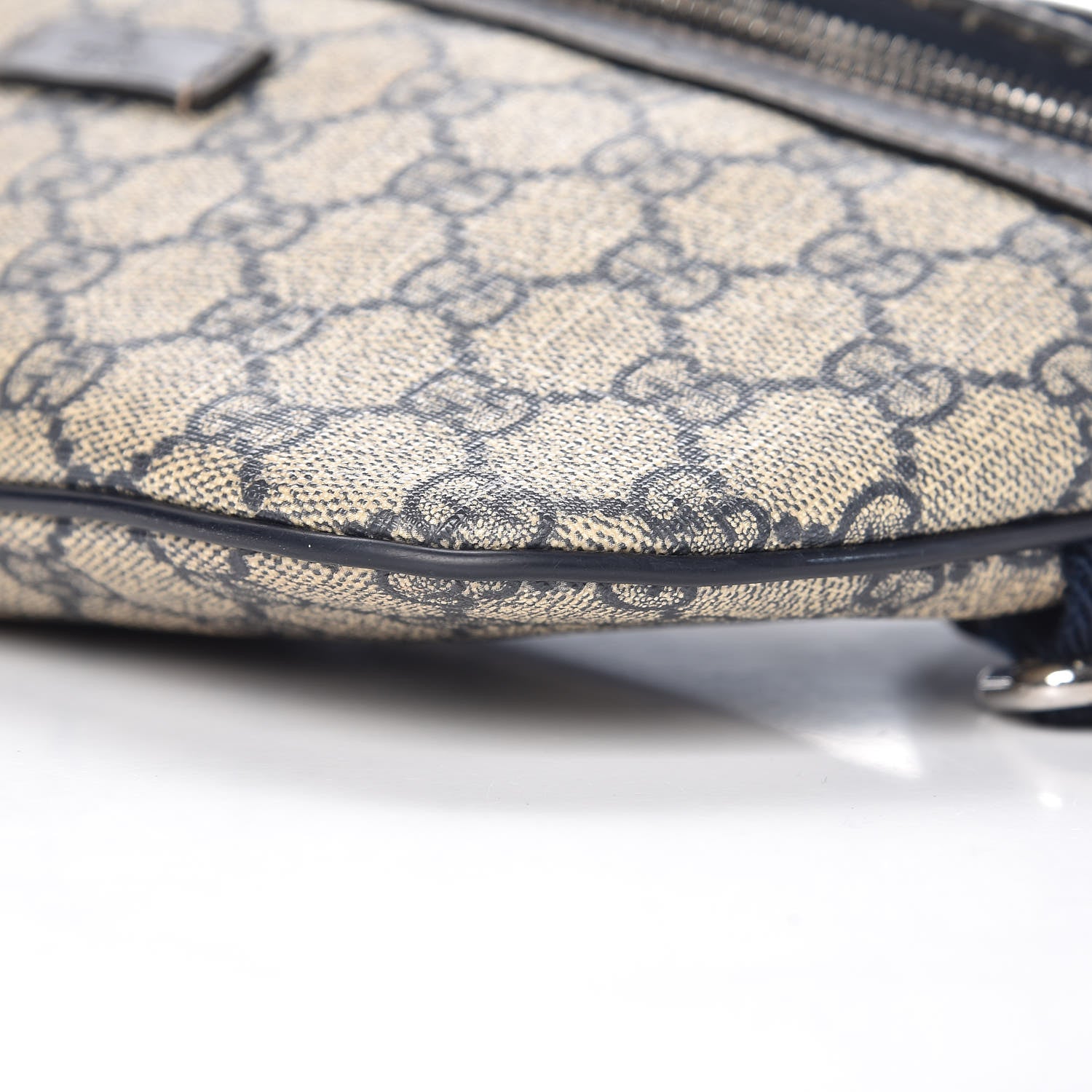 Gucci GG Supreme Monogram Belt Bag Navy 14 of 16