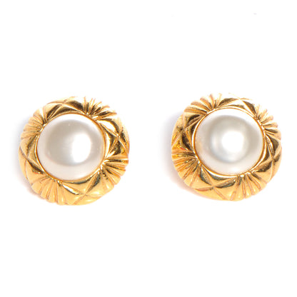 Chanel Pearl Clip On Earrings Gold 1 of 5