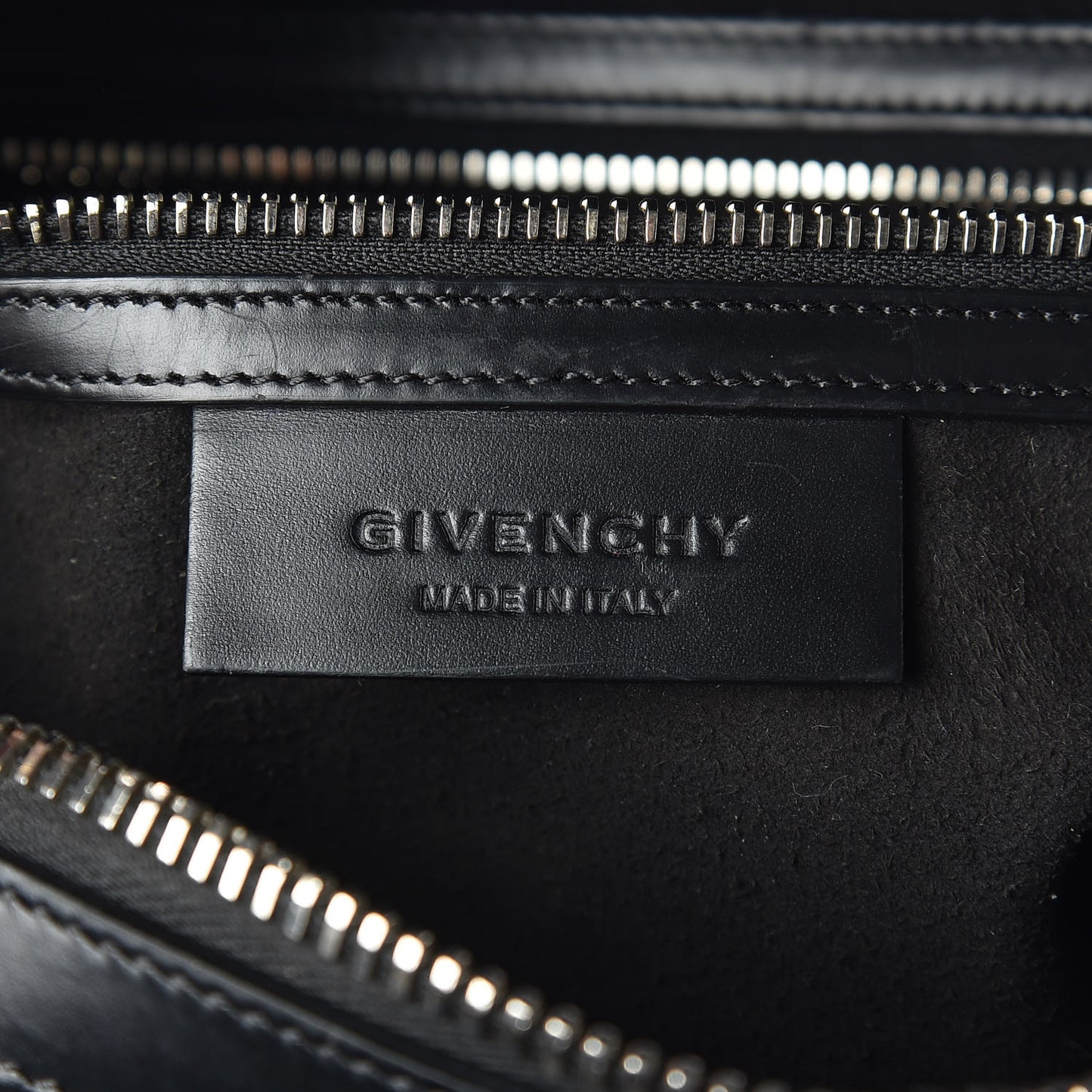 Calfskin Star Embossed Medium Lucrezia Black