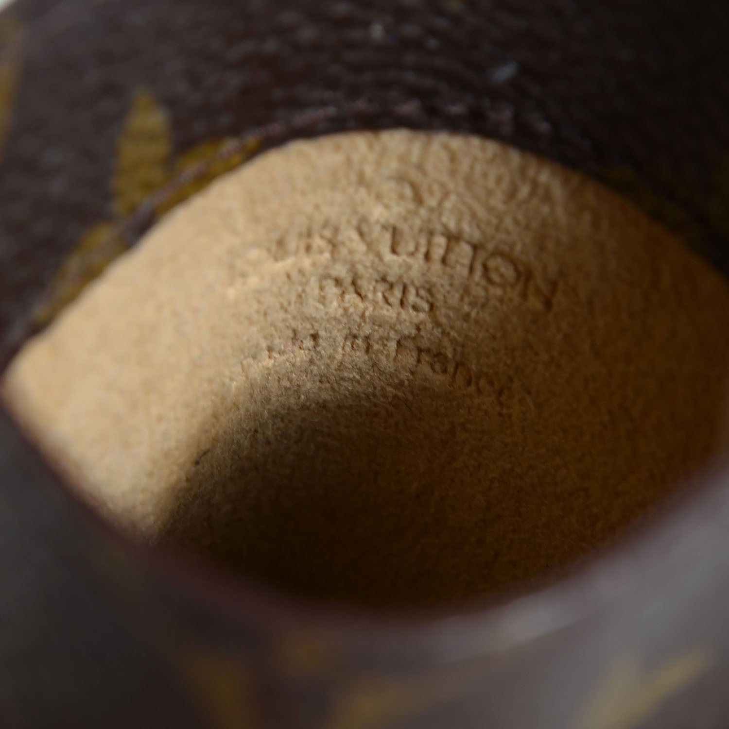 Louis Vuitton Monogram Sunglasses Case 6 of 6